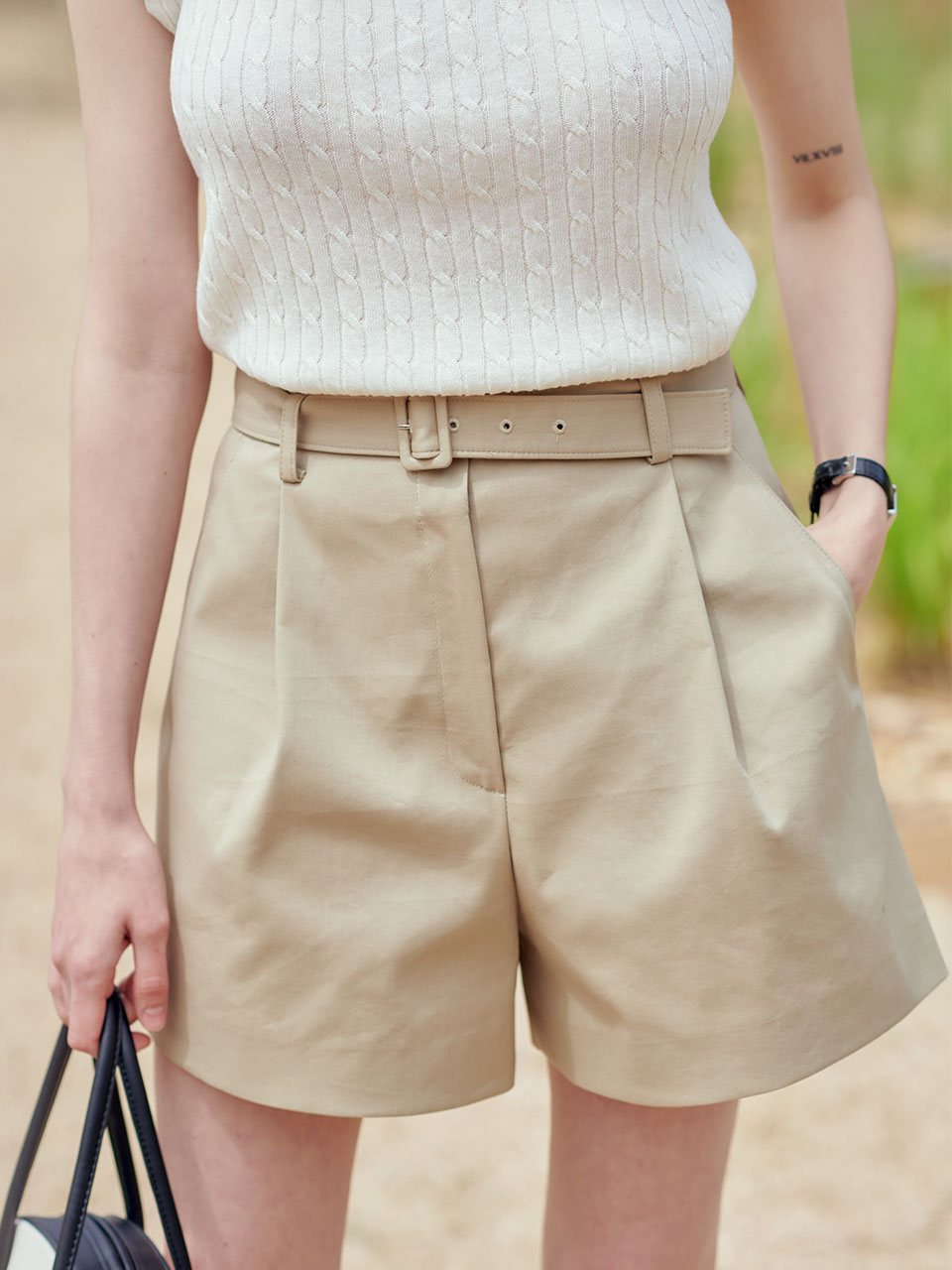 Belted Pintuck Short Pants_2color