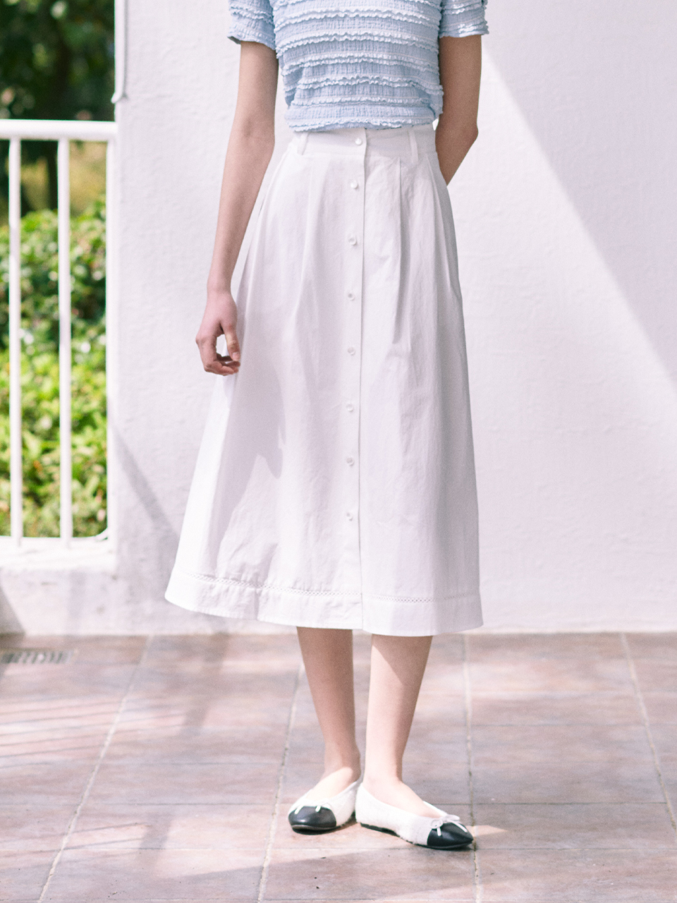 Button Flare Long Skirt_White